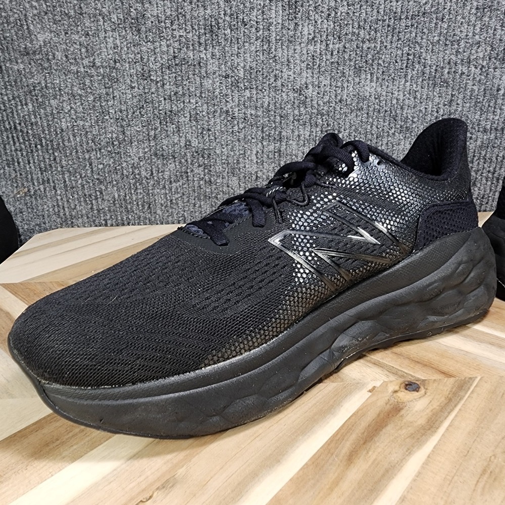 New Balance Fresh Foam More v3 Black Wide Running Shoes Men's 13 4E MMORLB3 - Picture 5 of 13